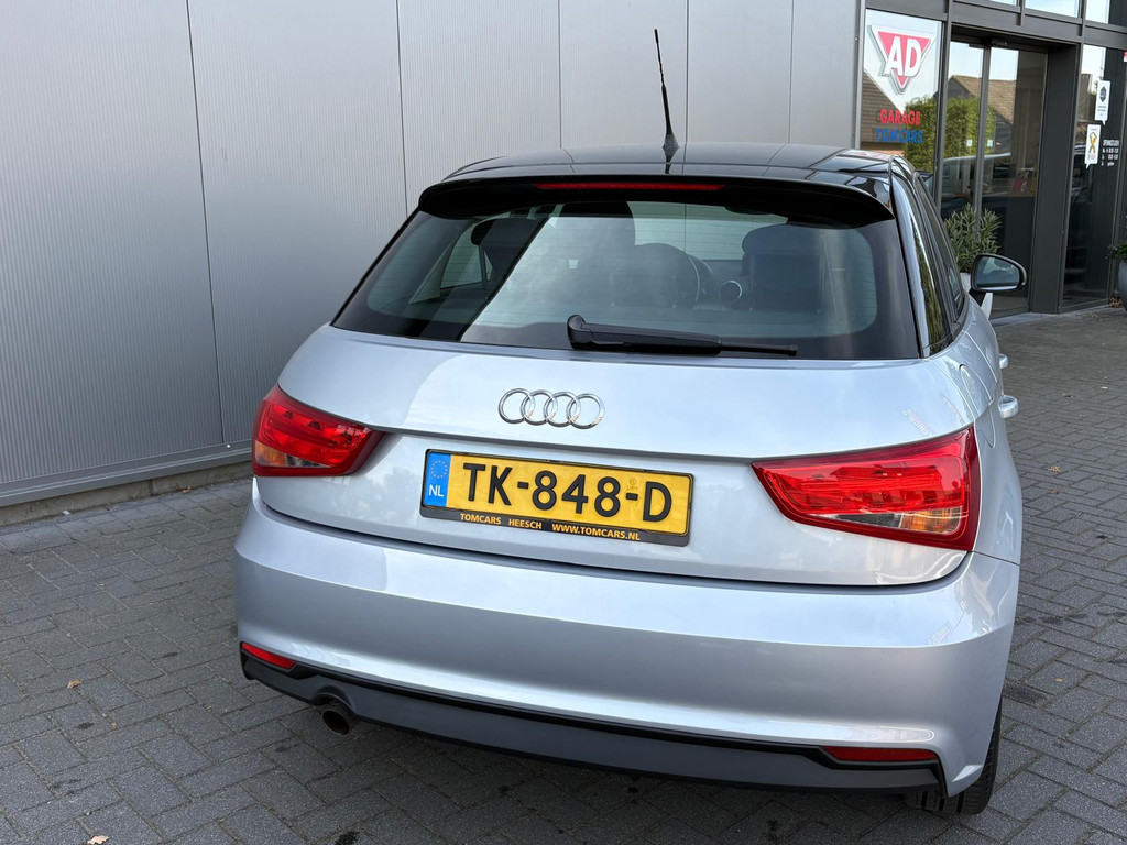 55502342-9.jpg